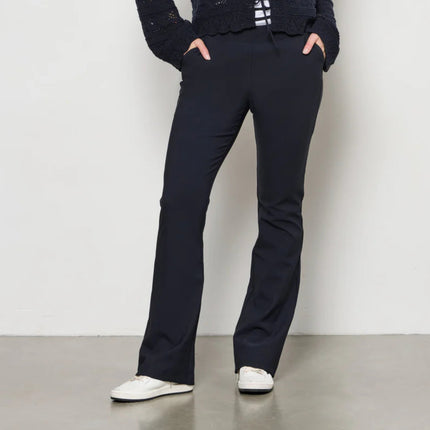 Collection image for: Travel Broeken