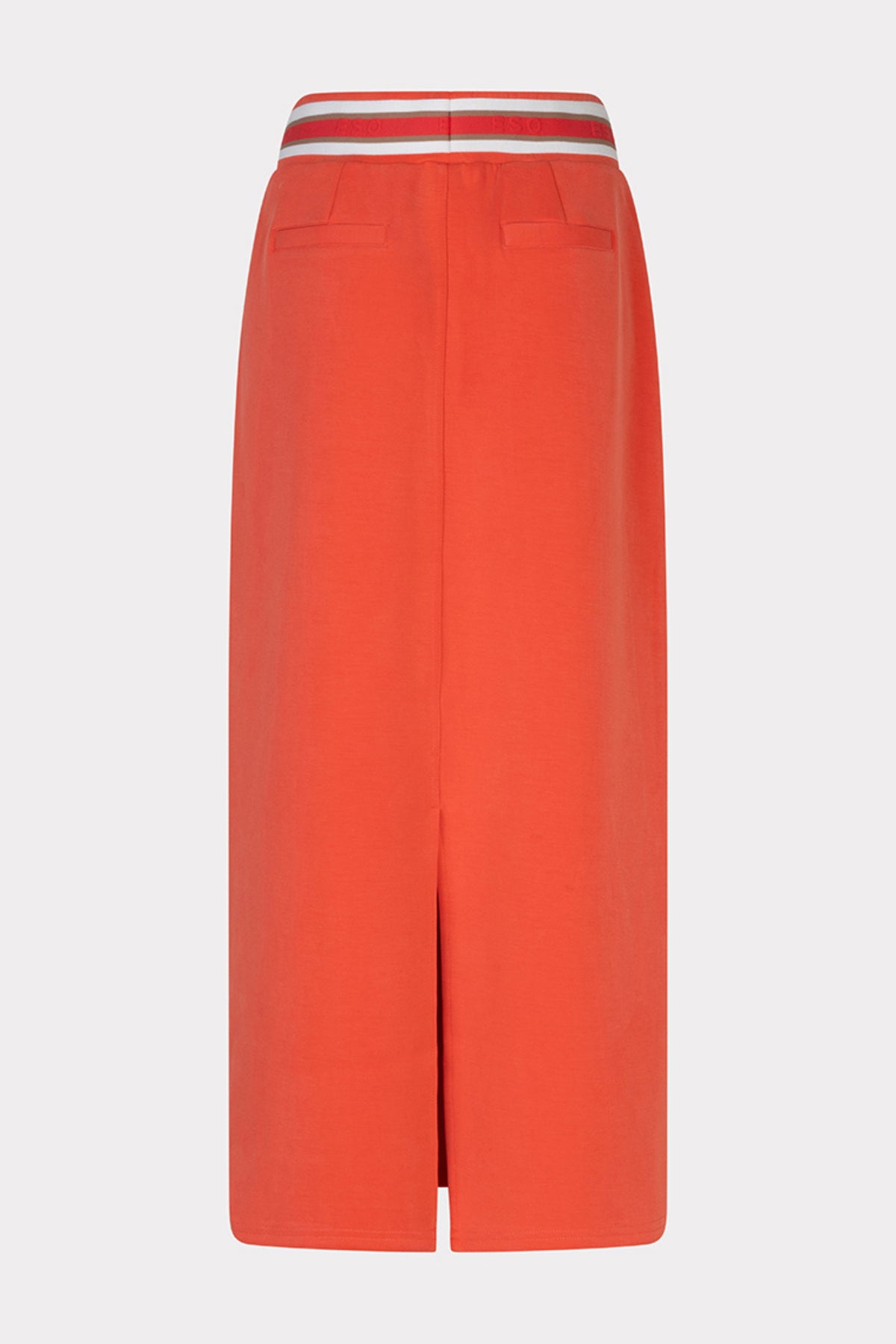 Lange, stijlvolle rok van EsQualo in Chili Red met wijde pasvorm en modal stof, ideaal voor elegante gelegenheden