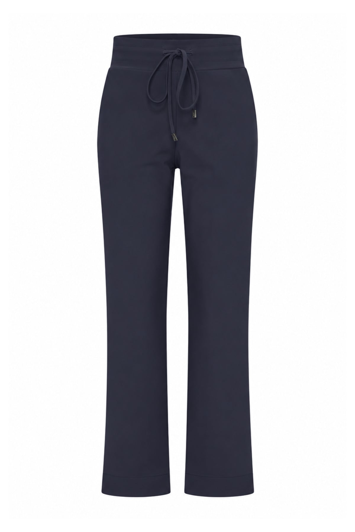 Navy bonded travel broek van Mi Piace, comfortabele reisbroek met duurzame stof en frisse uitstraling, getoond op model.