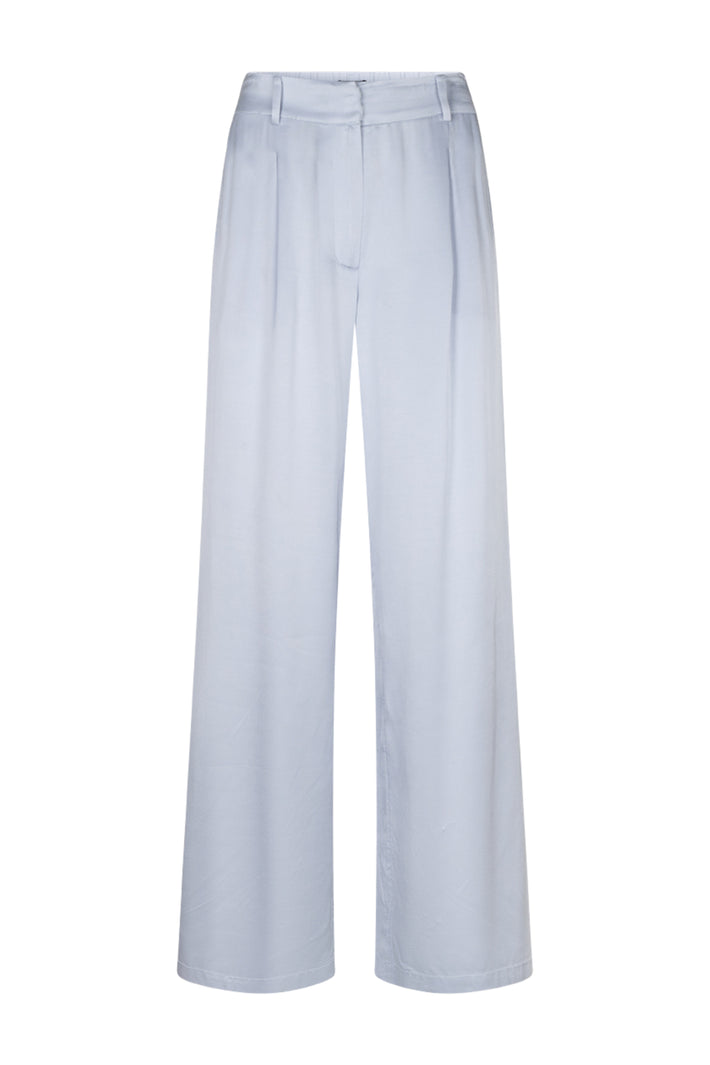 Ibana Pasha Violetta blauwe broek met losse pasvorm en elastische taille, geschikt voor casual en comfortabele stijl.