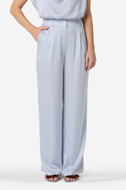 Ibana Pasha Violetta blauwe broek met loszittende snit en elastische tailleband, geschikt voor casual en comfortabele stijl.