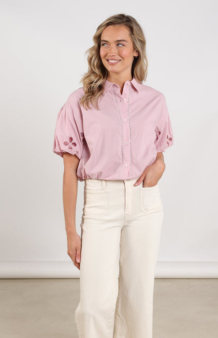 Nukus Blouse Leia SS Blush NKS02127 Stretchshop.nl