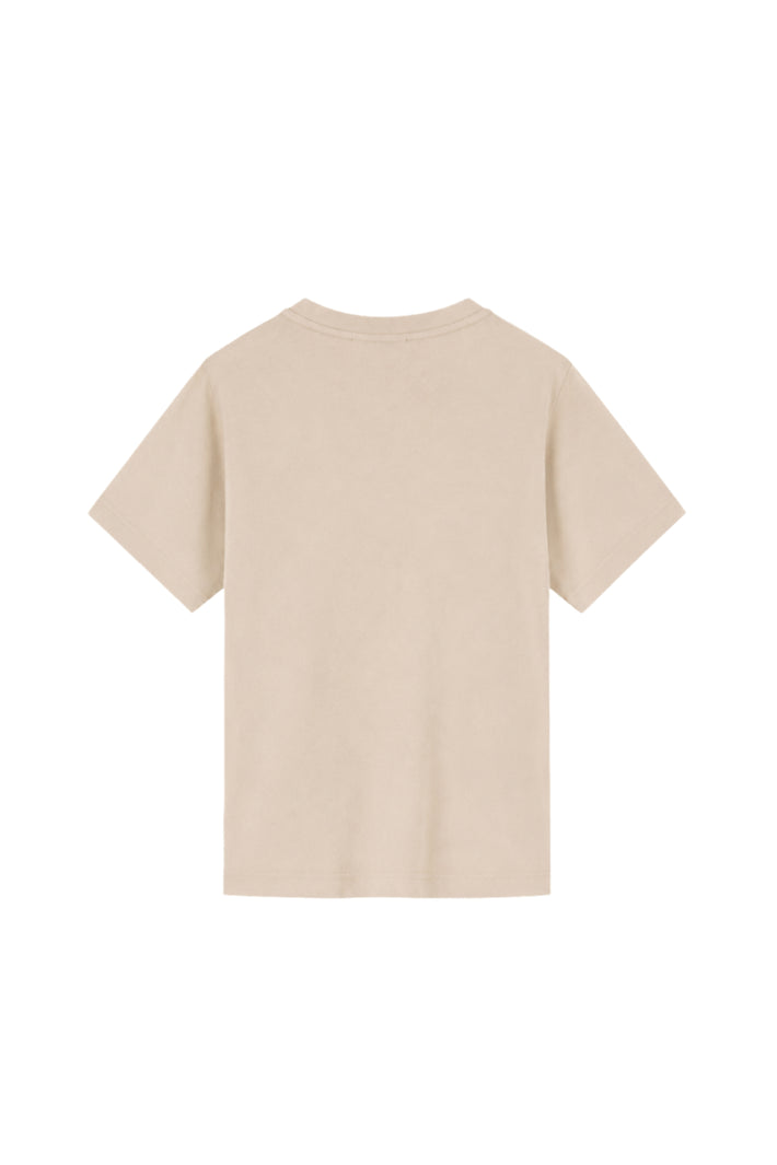 Elvira Casuals Oui Offwhite T-shirt met donkerbruine kleur en casual pasvorm, zichtbaar met ronde hals en korte mouwen.