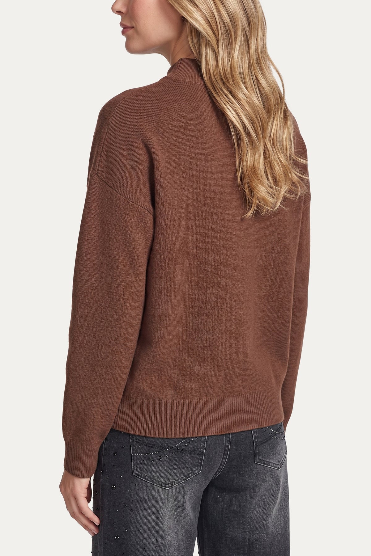G-maxx Poet Knit top in cappuccino, zachte gebreide damesblouse met lange mouwen en ronde hals, modieus en comfortabel.