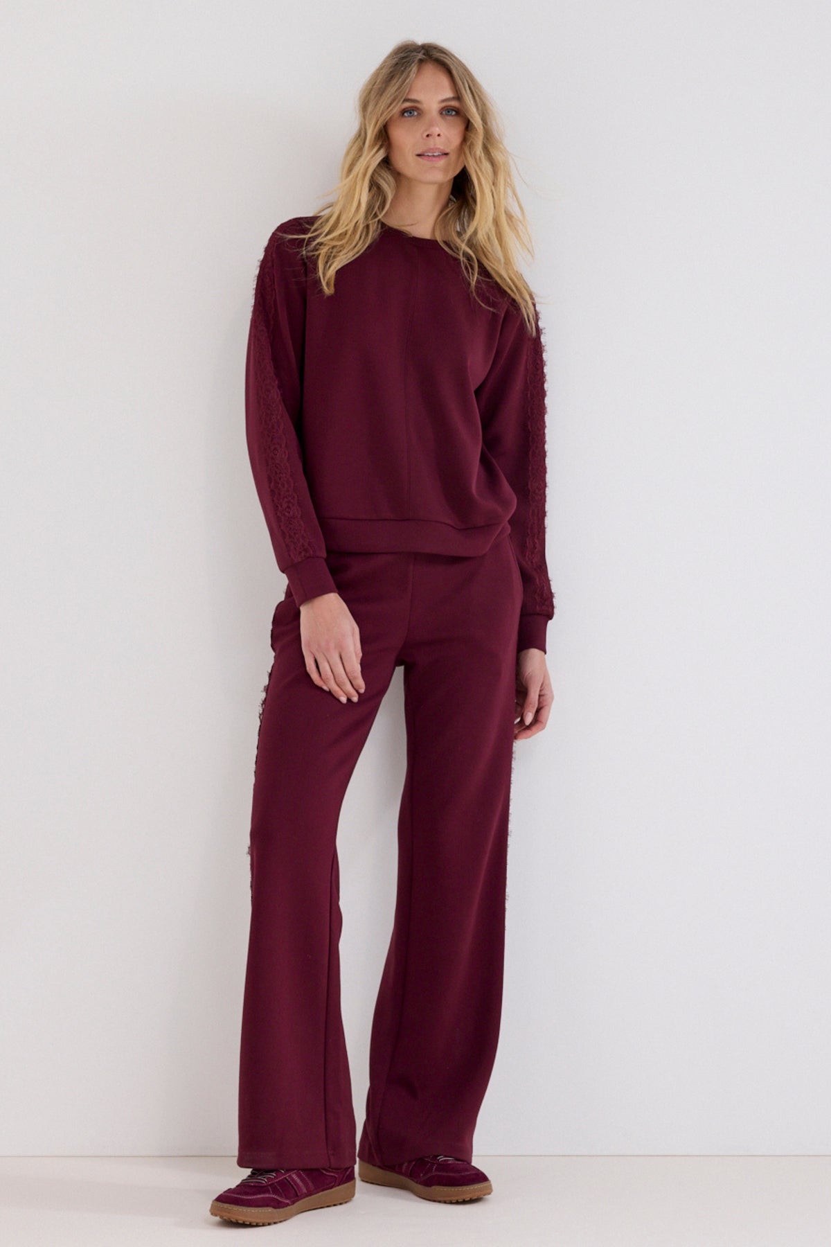 Tramontana technische sweatbroek met tunnelkoord en laces in de kleur granaat, casual en sportief comfort voor heren