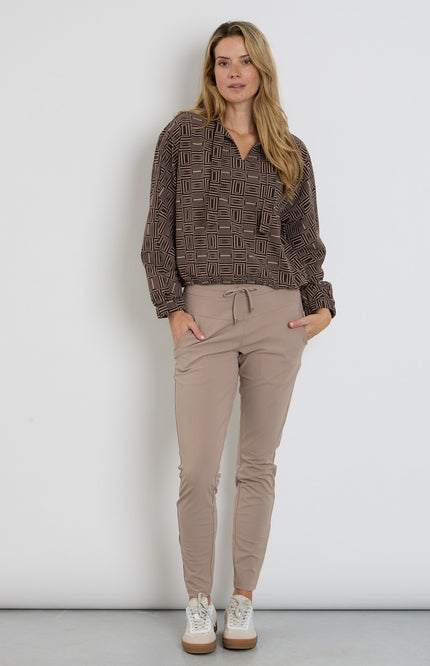 Travel Broek Amber Taupe