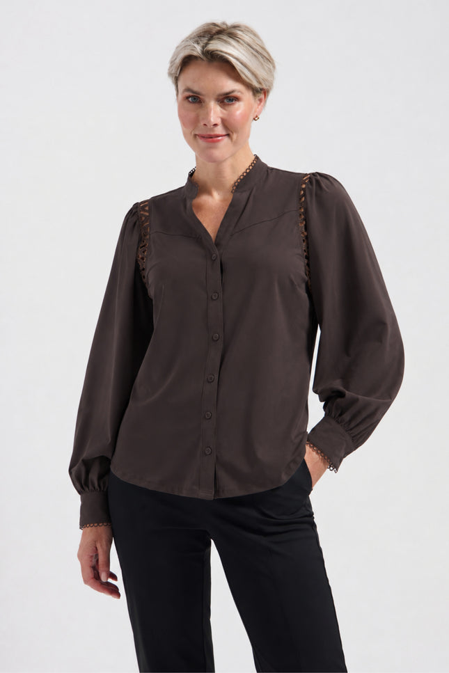 Travel Blouse Tammy Dark Brown L30-375-3516