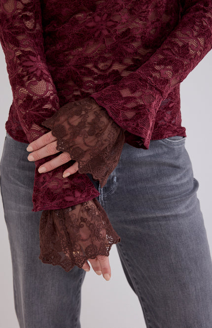 Top Velvet Stretch Lace Pomegranate C65-21-401