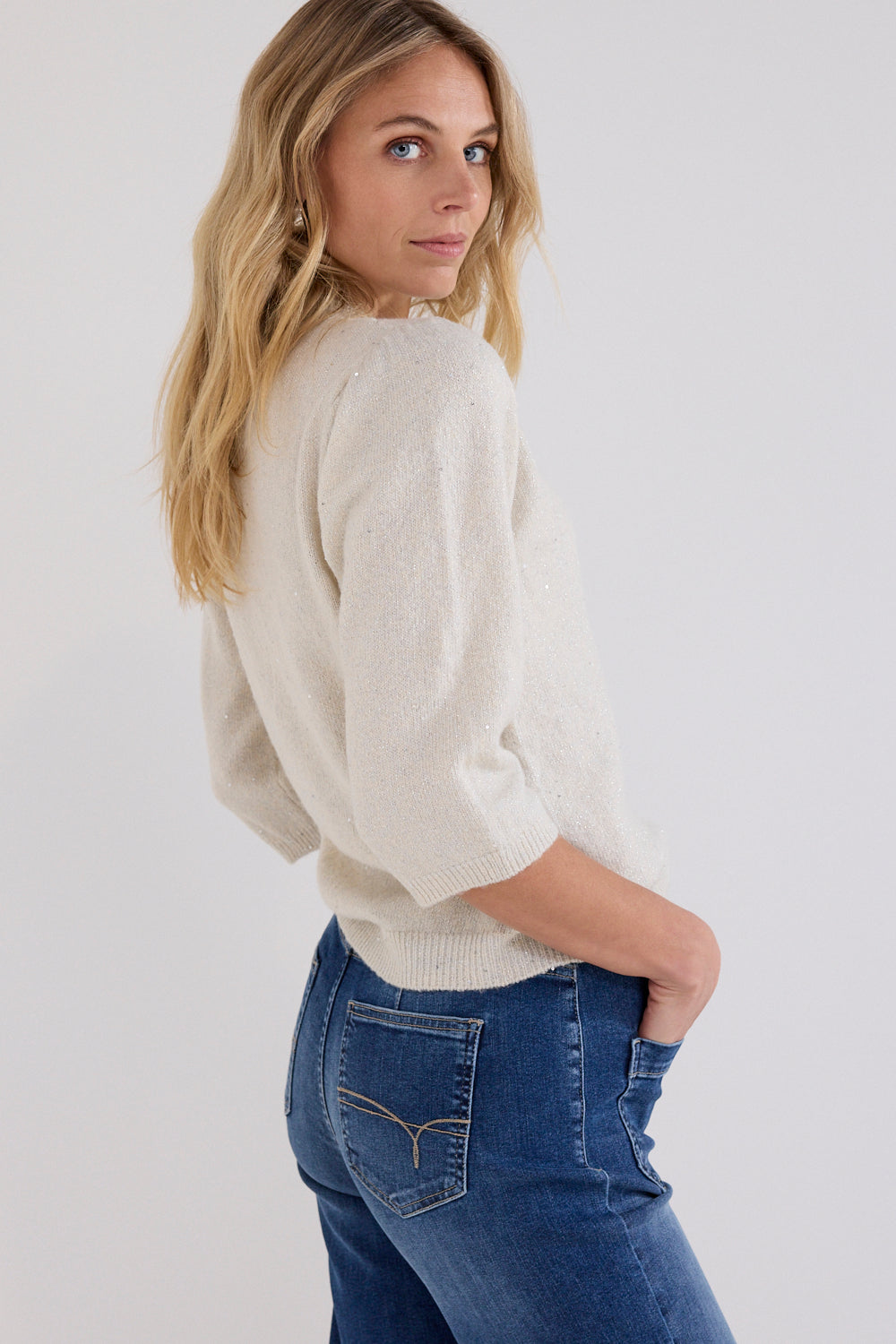 Donkere blauwe puff-trui van Tramontana met zachte zoom en ribboorden, geschikt voor winter en casual dragen