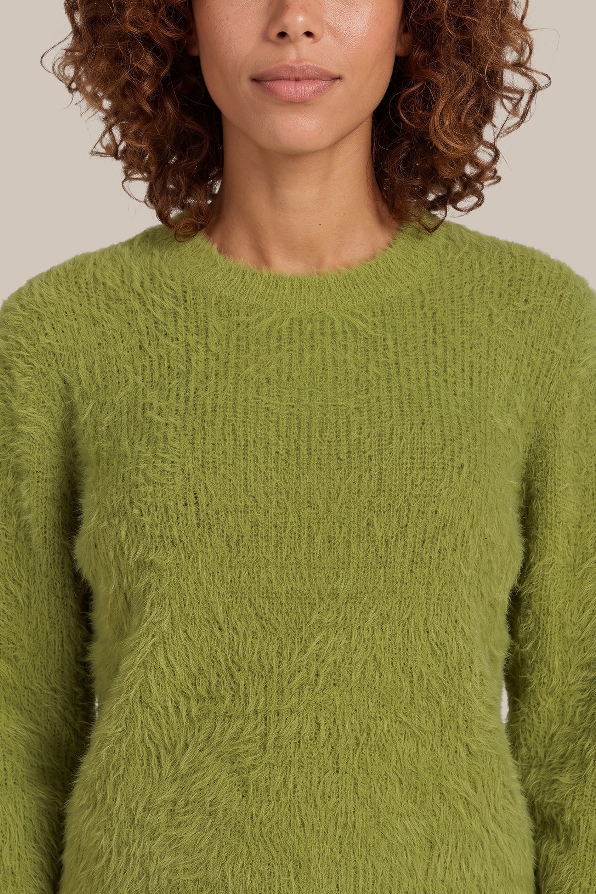 G-maxx gouden cypress gebreide sweater van maille, zachte textuur en stijlvolle pasvorm, zichtbaar in close-up foto