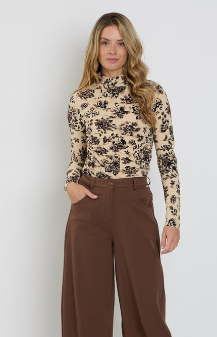 Travel Top Wrinckle Light Ornamental Flowers Print Sand 202895L