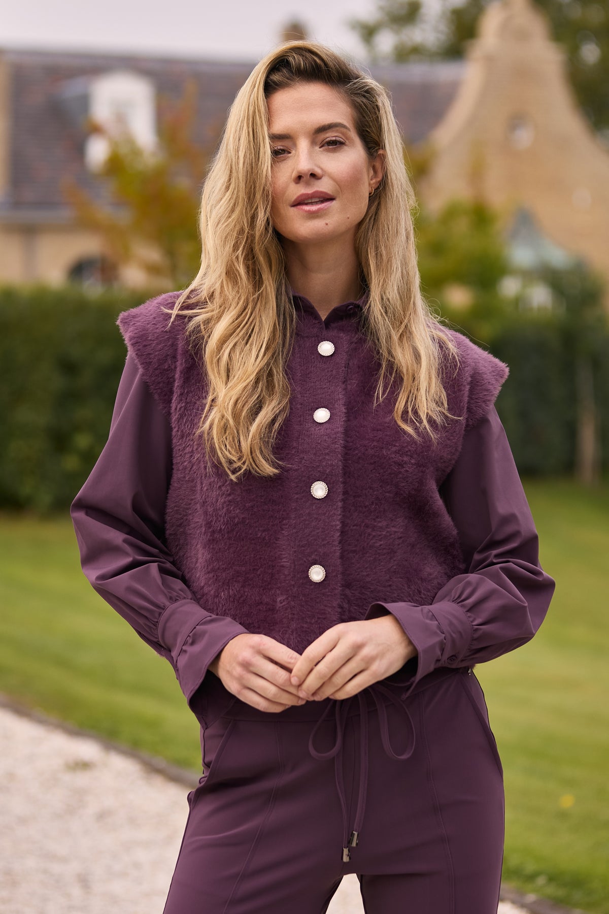 Mi Piace Travel blouse in paars, elegante damesblouse met comfortabele pasvorm en stijlvolle details.