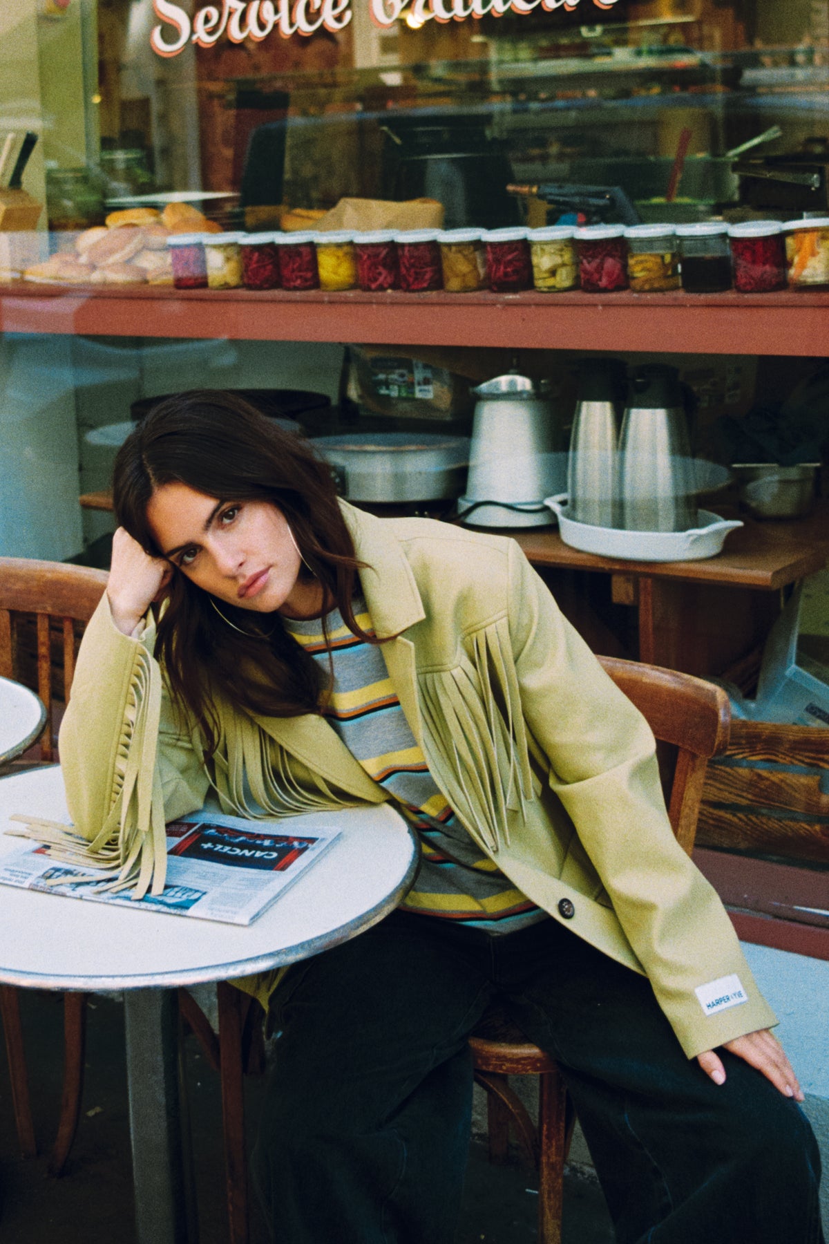Harper & Yve Casey Dirty Mustard jas met oversized pasvorm en opvallende mosterdkleur, geschikt voor winter en herfst.