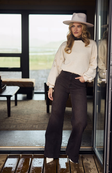 Sweater Amadora Flowerstuds Sand NKF03029