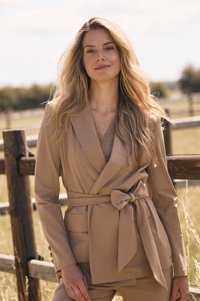 Travel Blazer Belted Portabella 202823