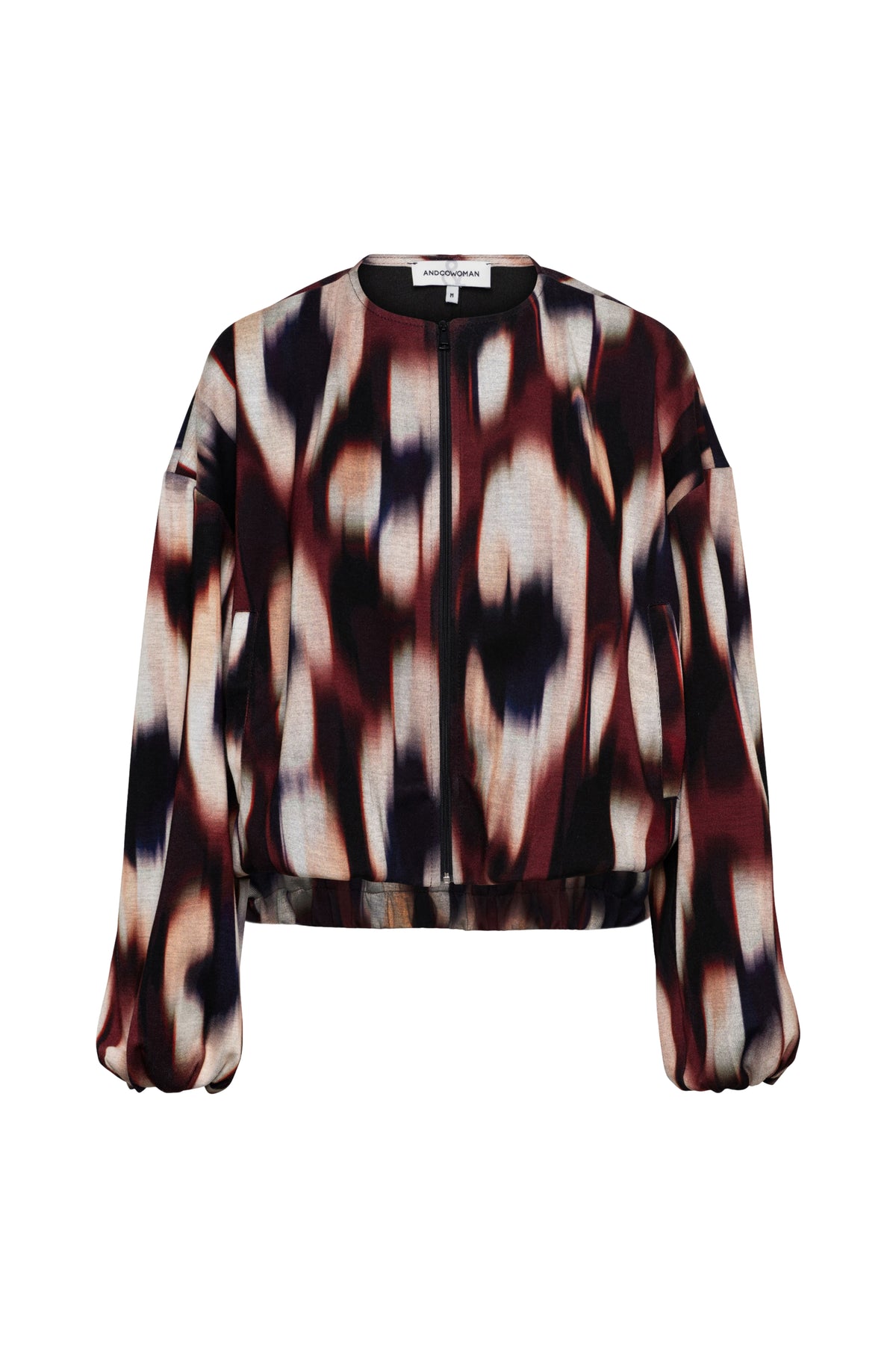 &Co woman Diede Faded Big Wine Red Multi jas, stijlvolle oversized jas met kleurrijke print, modieuze dameswinterjas