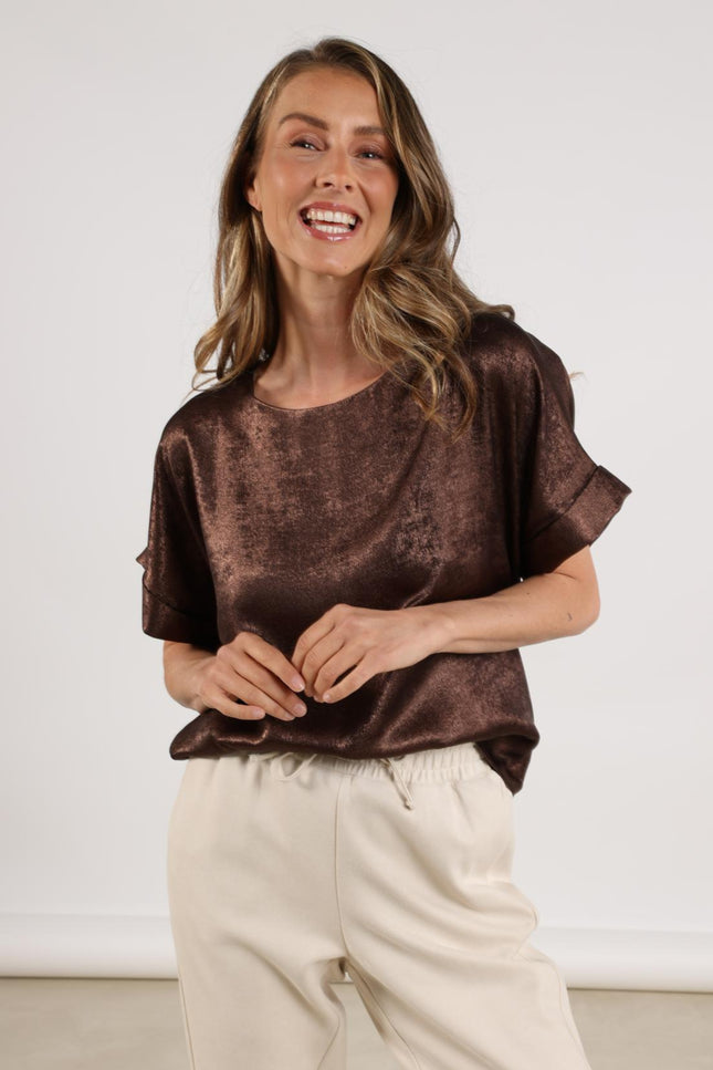 Top Irene Shiny Dark Chocolate NKF01024