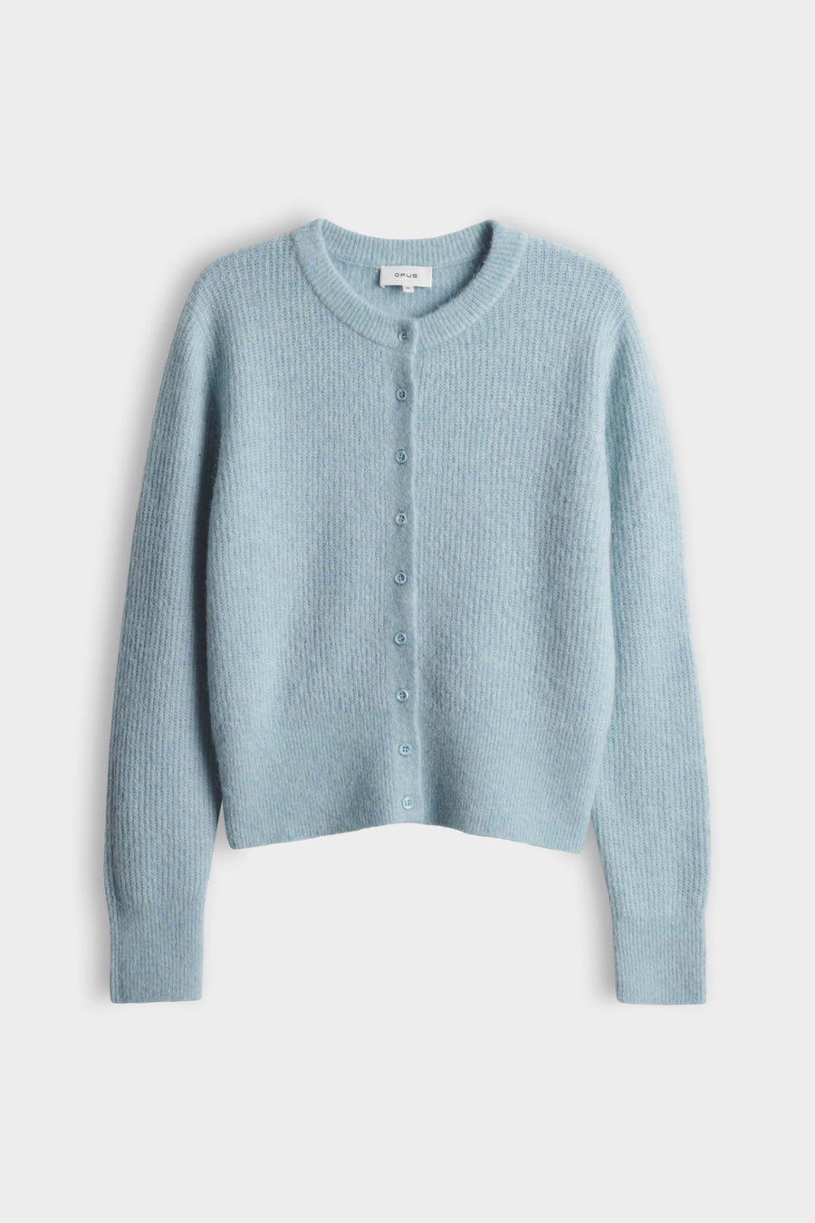 Dreni Dusty Aqua vest van Opus, licht en comfortabel, getoond op een persoon met een close-up van de stof en ontwerp.