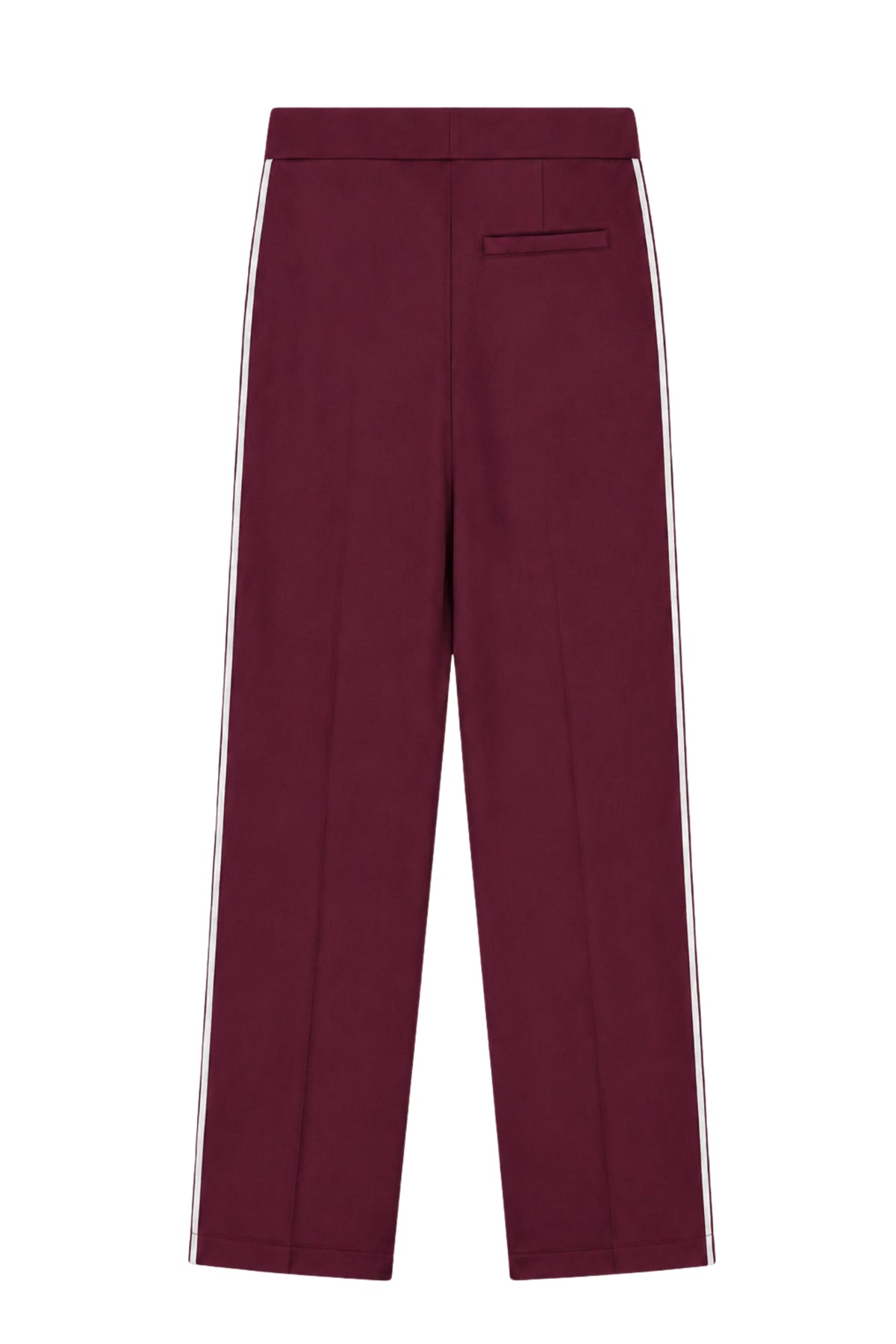 Elvira Casuals Zola Broek in Merlot kleur, comfortabele pasvorm en casual stijl, getoond op een model.