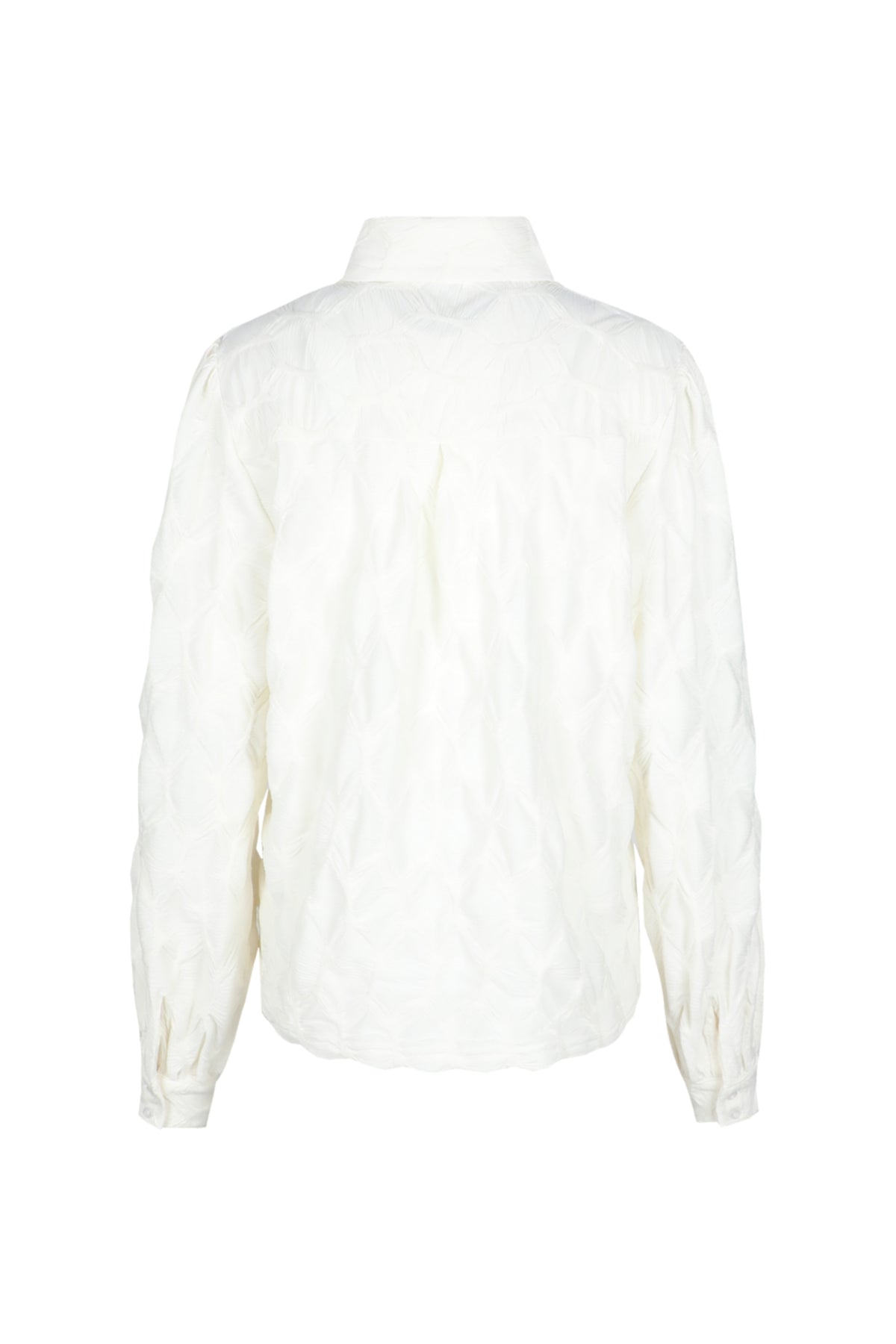 Witte woltop van G-maxx met ronde hals, comfortabel en stijlvol, gedragen door een model op een neutrale achtergrond.