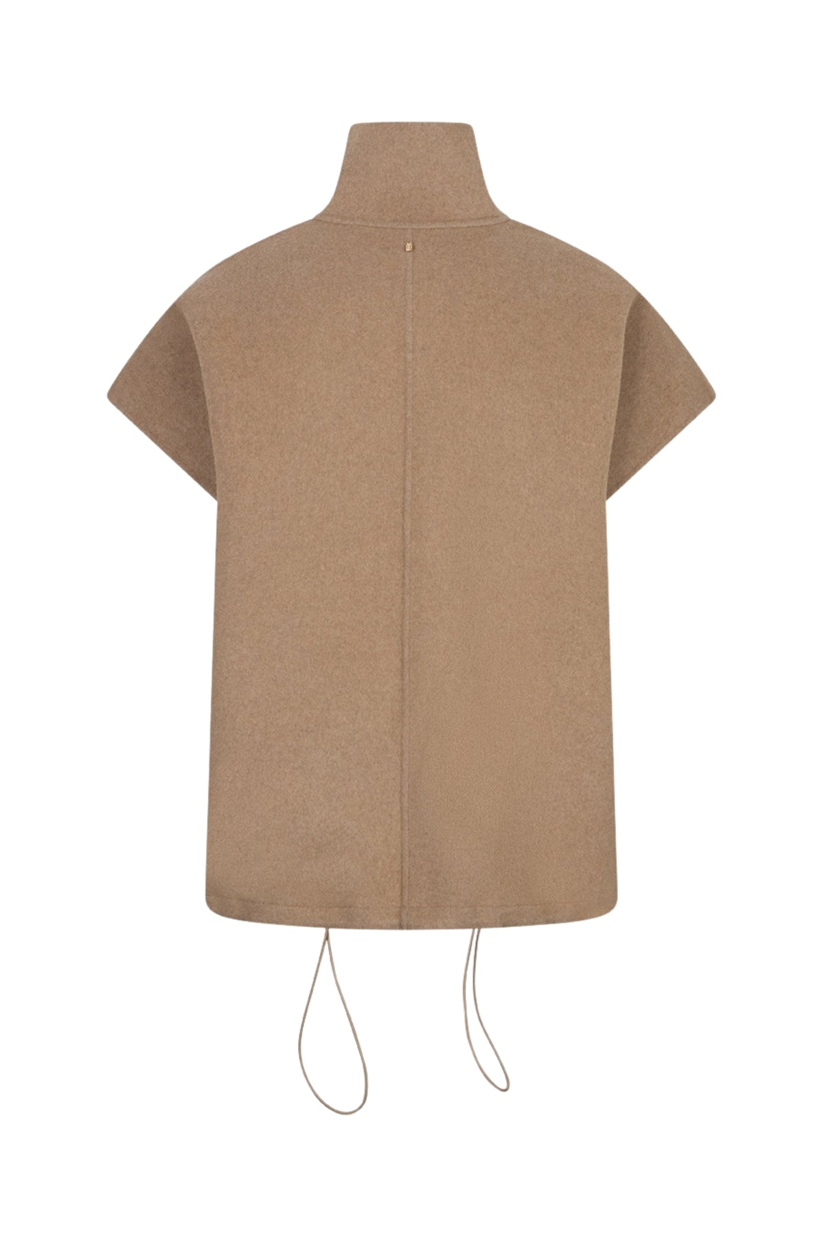 Beige Ibana Junie Terra jas met capuchon en ritssluiting, getoond op een model, geschikt voor herfst en winter.
