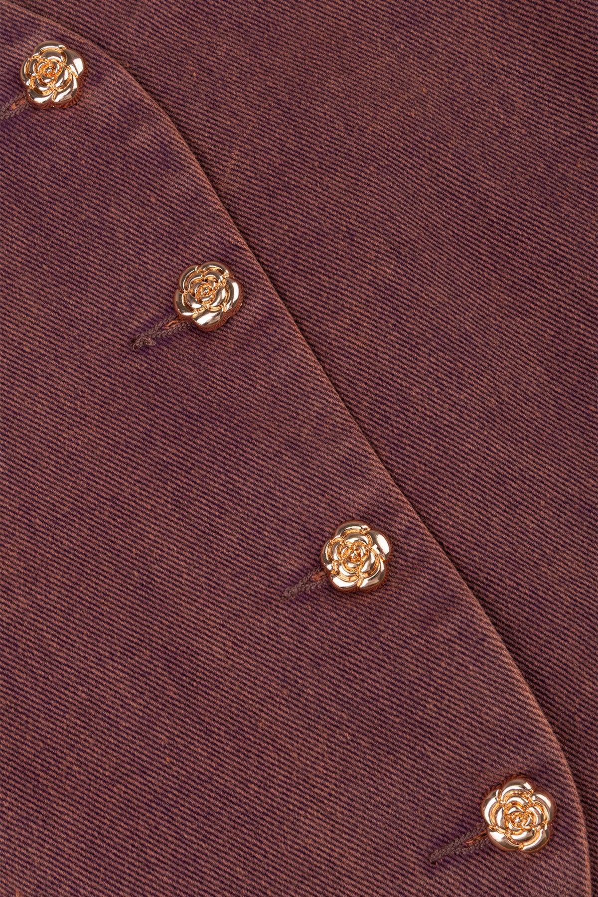 Bijpassende Bordeaux-stijl jacket van Studio Amaya met stijlvolle details en comfortabele pasvorm, getoond in de afbeelding.