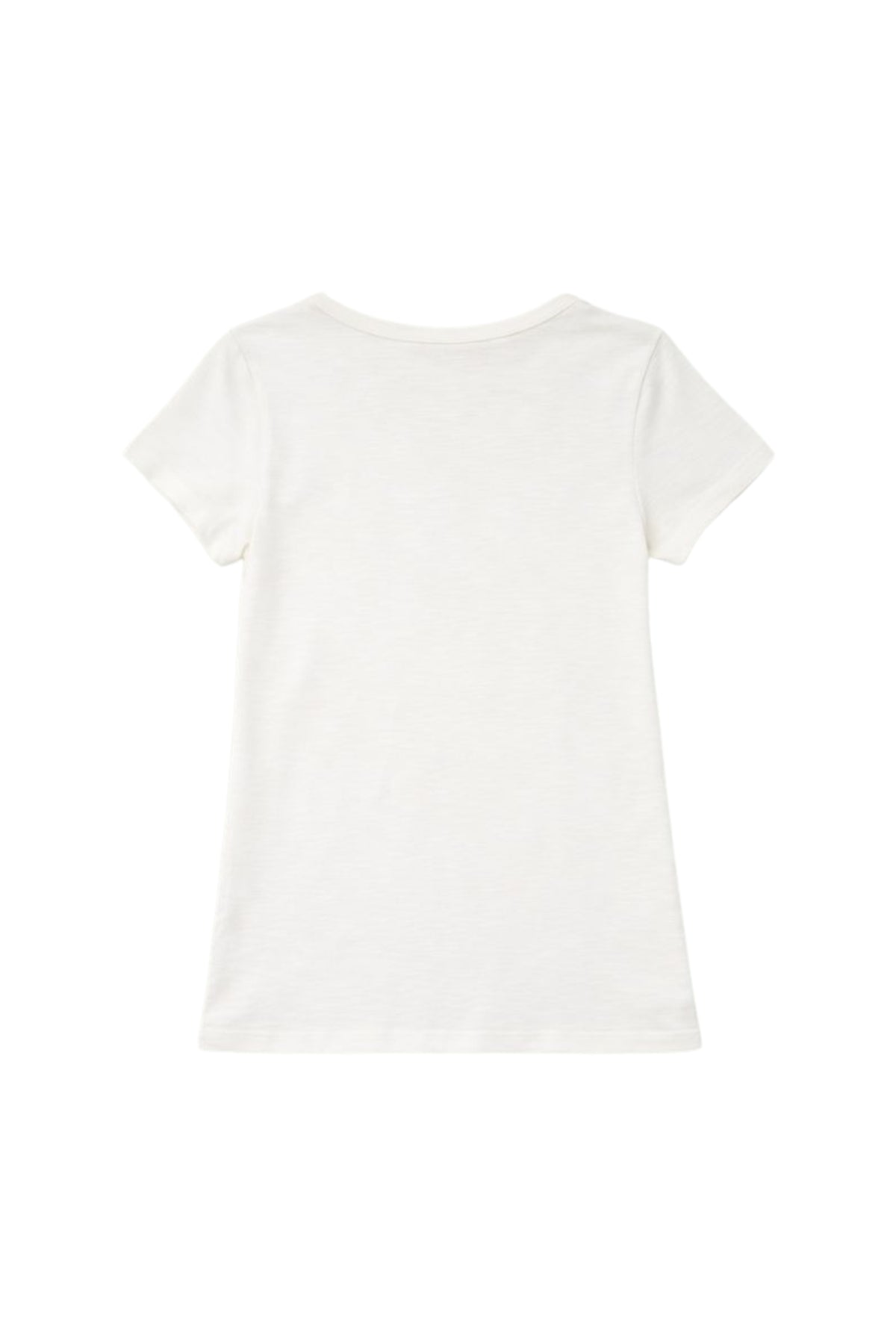 Zilveren Harmony Offwhite T-shirt van Elvira Casuals met korte mouwen en ronde hals, gedragen door een model.