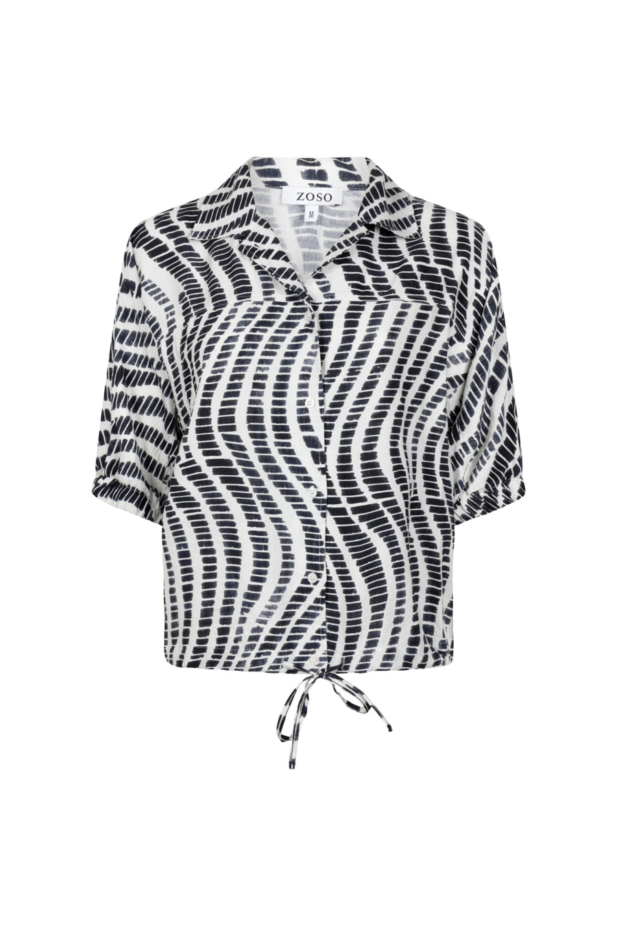 Zoso blouse Edith Kit Night Blue 261 met lange mouwen en zachte stof, gedragen door een model.