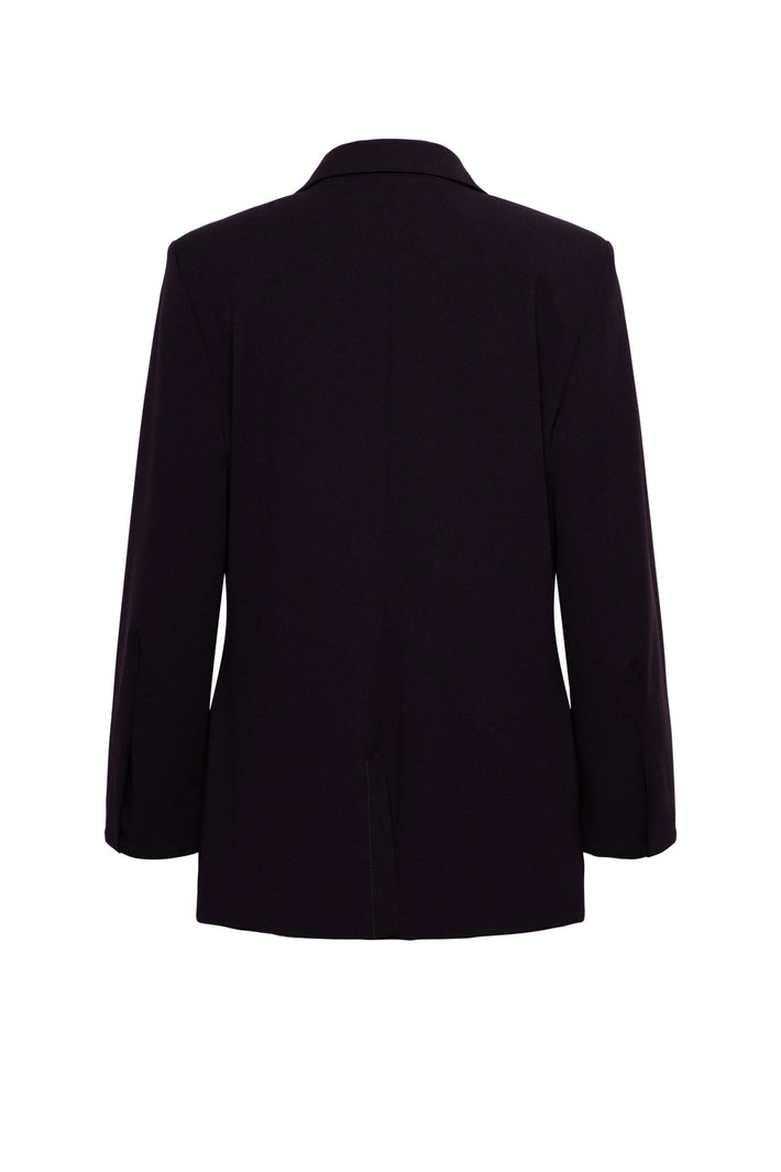 &Co woman blazer Glennis Deep Plum BZ184, close-up van de donkerpaarse damesblazer met reverskraag en knoopsluiting.
