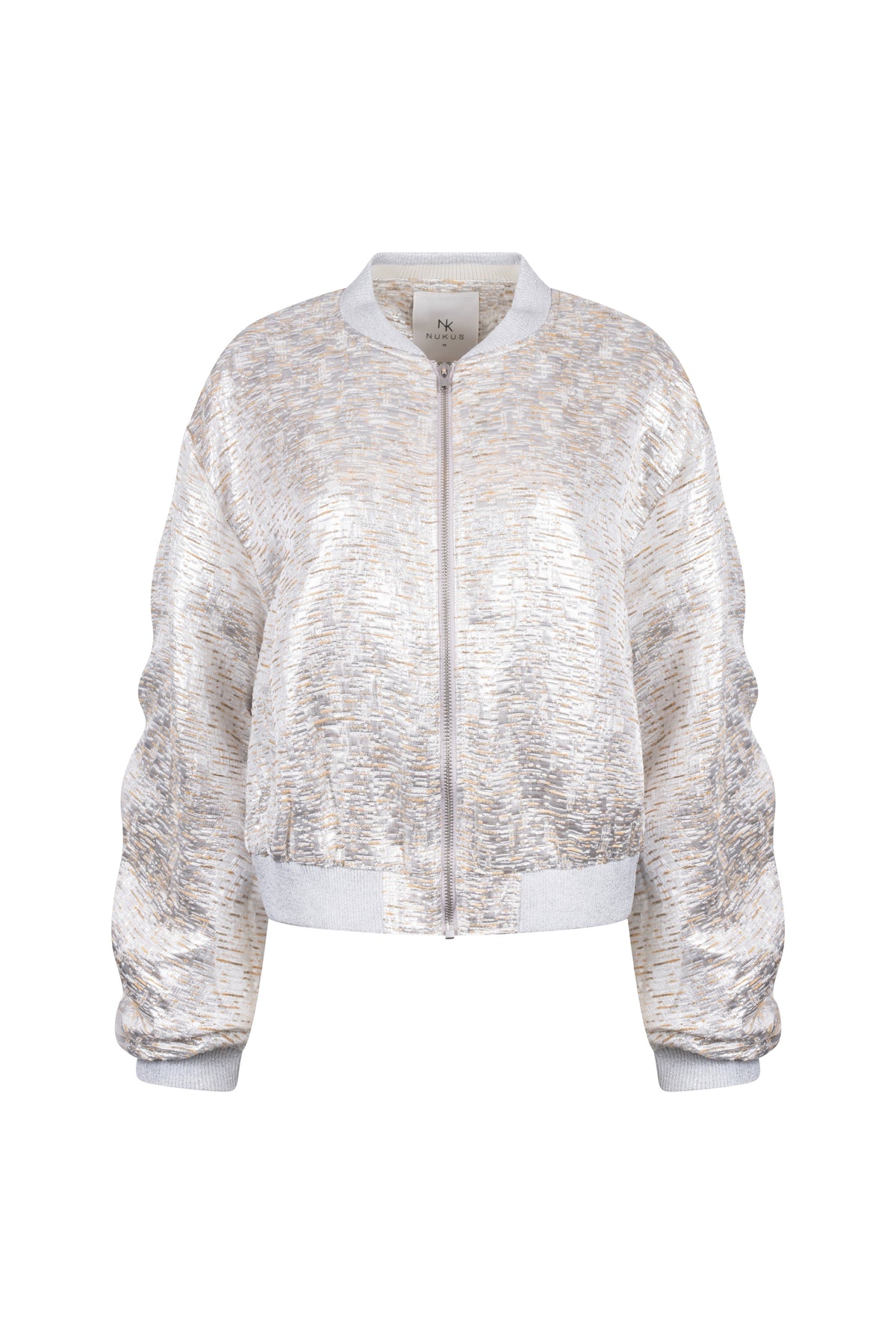 Nukus Babette Silver Camel jas met gewatteerde voering en knopen, stijlvolle buitenkleding voor dames.