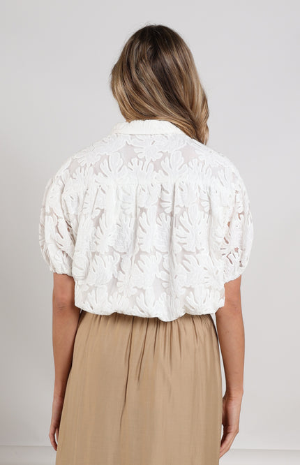 Nukus Blouse Berit Embroidery Offwhite NKS02137 Stretchshop.nl