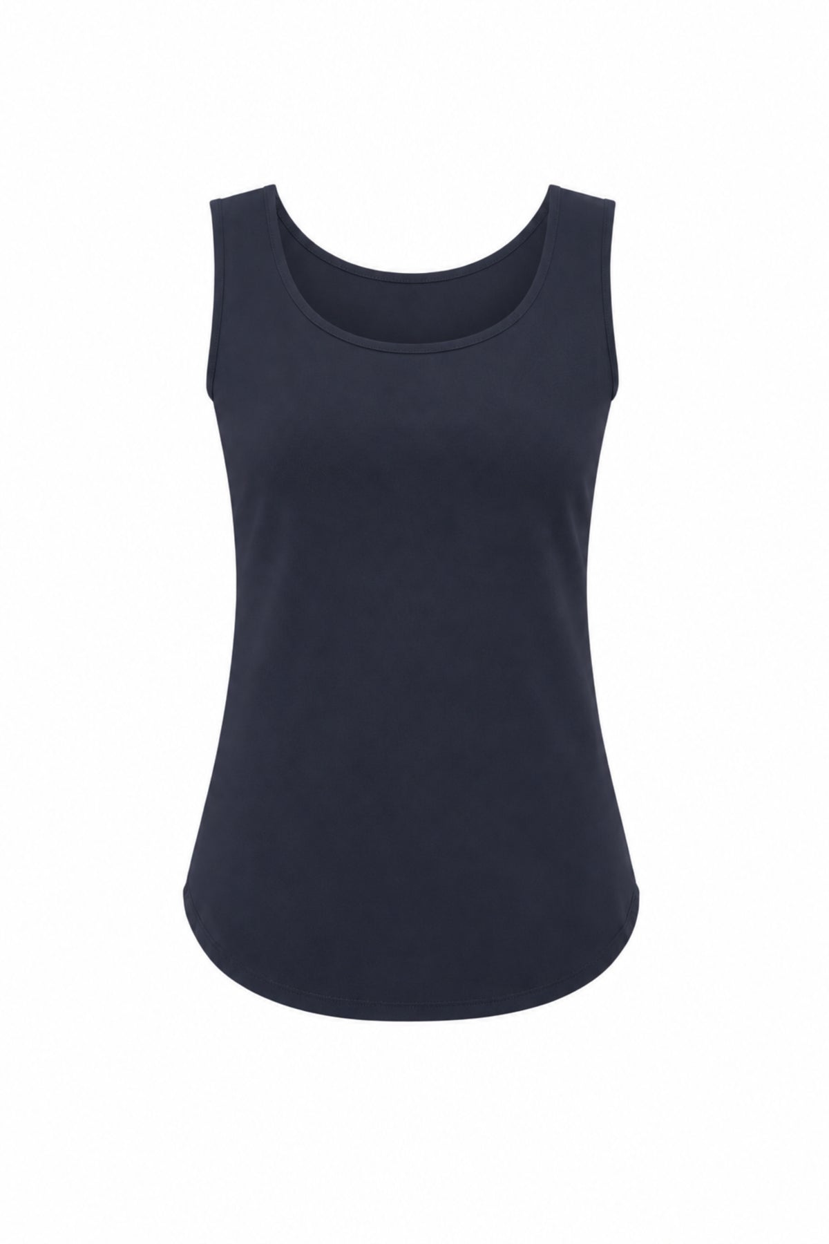 Mi Piace Travel Top in navy, stijlvolle dames top met comfortabele pasvorm, geschikt voor reizen en casual dragen.