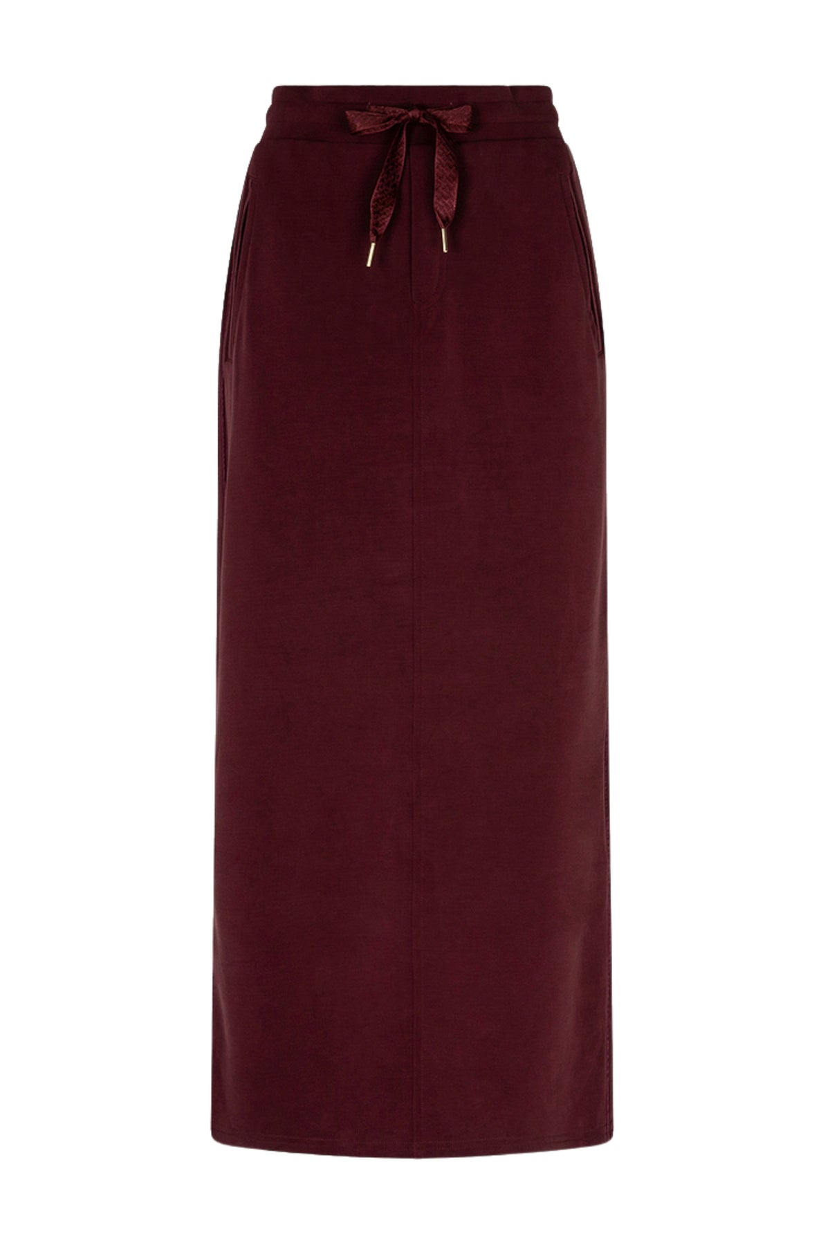 Lichte rode Monogram Modal rok van EsQualo, met een elegante en comfortabele pasvorm, zichtbaar in de afbeelding.