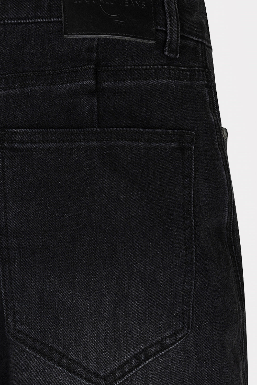 Donkere grijze EsQualo barrel denim jeans met stevige stof en rechte pasvorm, geschikt voor casual en stijlvolle outfits.