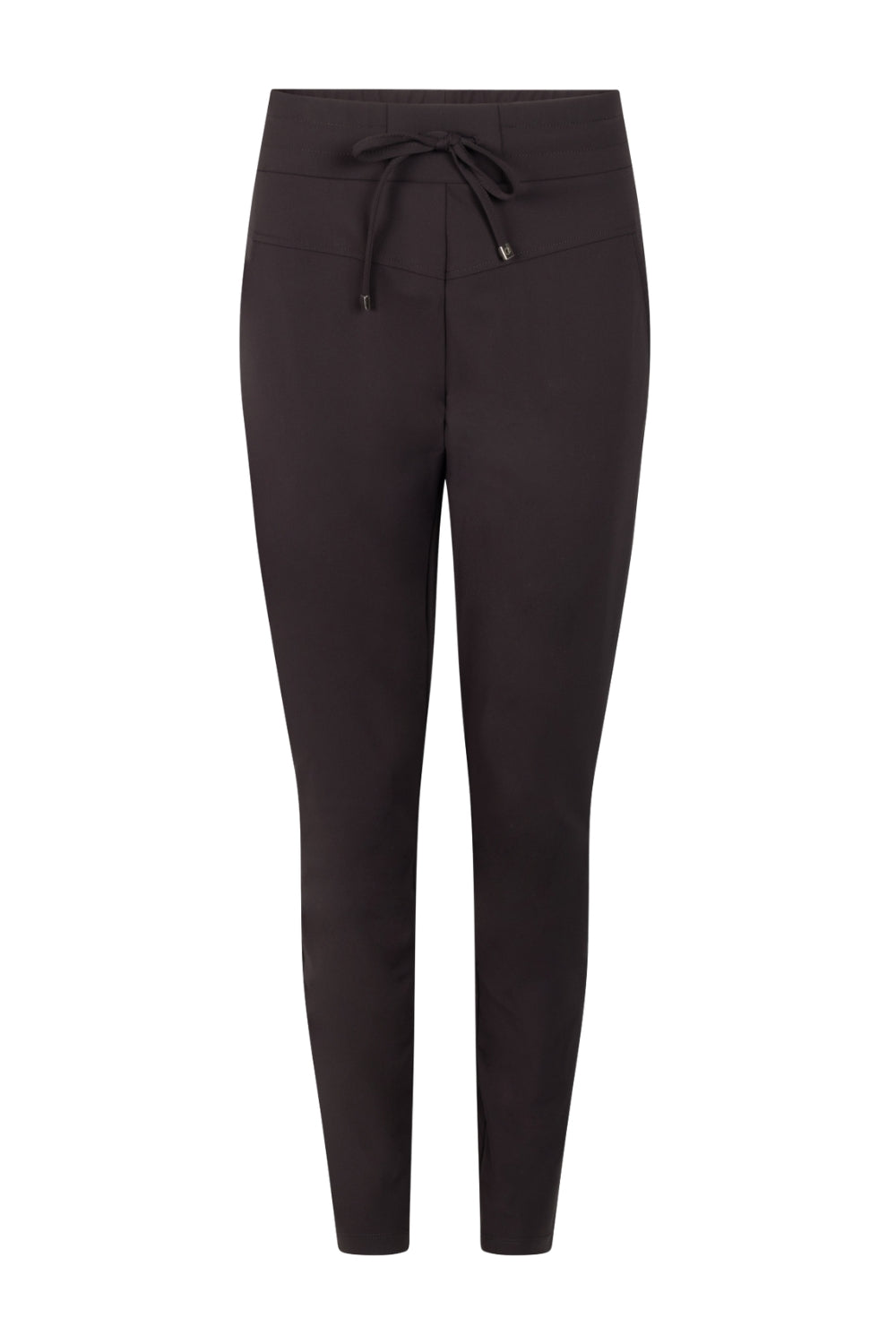 Zoso Travel Broek Amber Espresso, comfortabele reisbroek in donkerbruin, met elastische taille en praktische zakken.