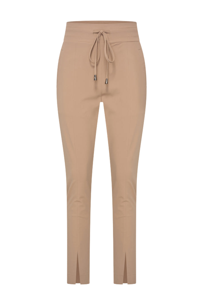 Zwarte zware reisbroek van Mi Piace, Portabella model, met stevige stof en praktische pasvorm, zichtbaar op afbeelding.