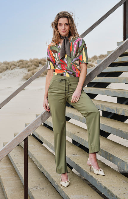 Mi Piace Travel Top Summer Leaf Dance Print Olive 202271 Stretchshop.nl