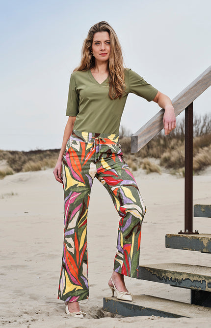 Mi Piace Heavy Travel Broek Summer Leaf Dance Print Olive 202136 Stretchshop.nl