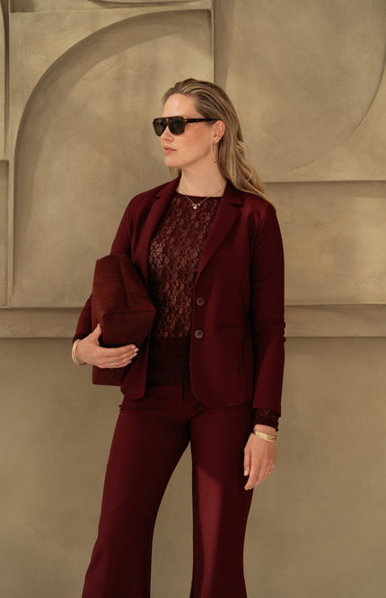 Top Tris Lace Burgundy TO390