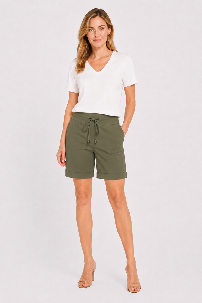 Travel Short Olive 202423