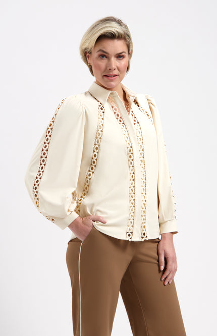 Lady Day Travel Blouse Emmeline Cream L30-375-3116 Stretchshop.nl