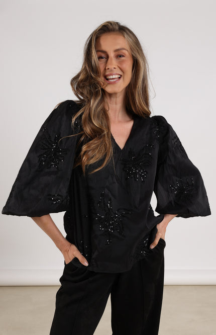 Blouse Delilah Embroidery Black NKF02001