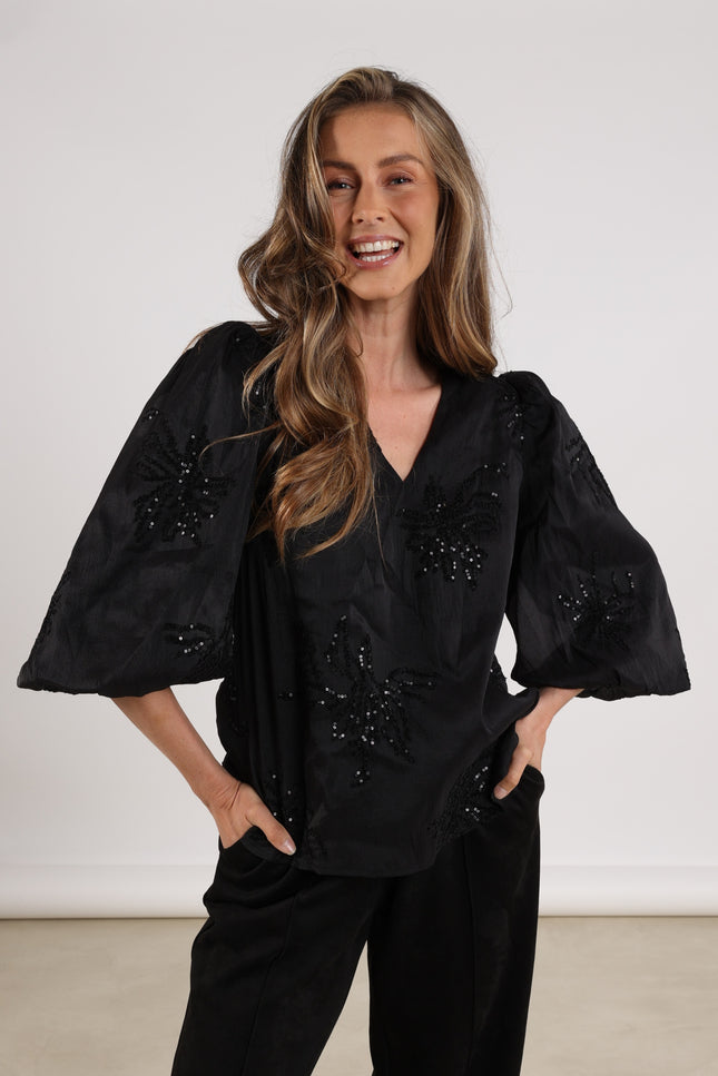 Blouse Delilah Embroidery Black NKF02001