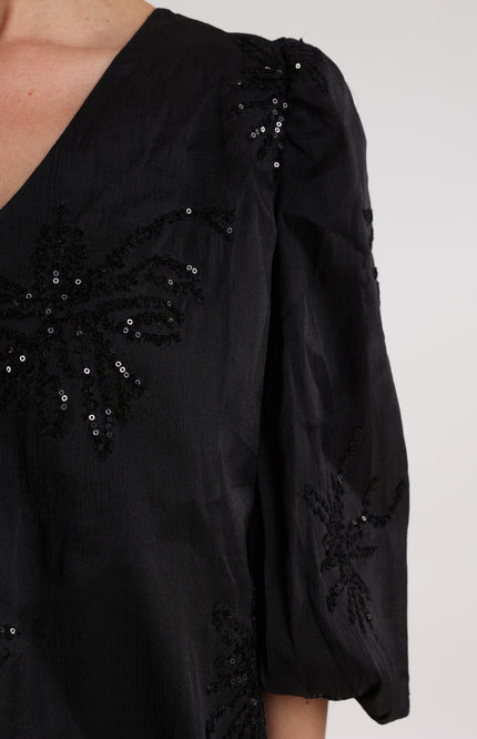Blouse Delilah Embroidery Black NKF02001