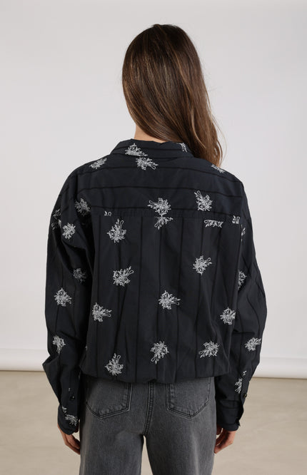 Blouse Lara Embroidery Black NKF02055