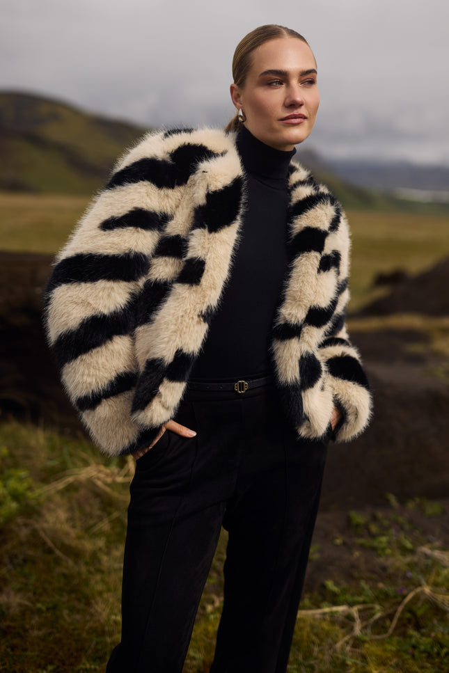 Jacket Magdalena Sand Black NKF13059