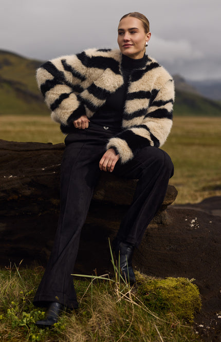 Jacket Magdalena Sand Black NKF13059