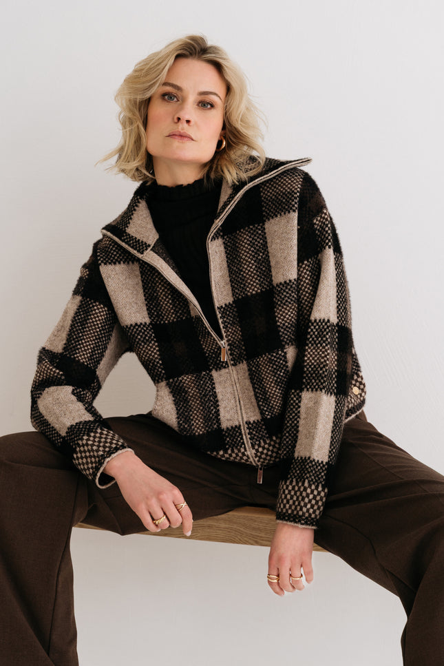 Vest Rumour Check Brown