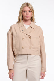 Lichte Penny Oat jas van Rino & Pelle met capuchon en rits, gedragen door een model, voor een stijlvolle en comfortabele look
