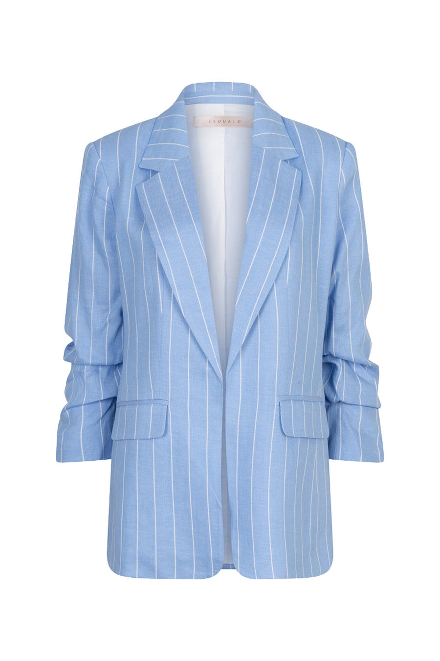 Linnen blazer van EsQualo in Pacific Blue met blauwe strepen, korte mouwen en knoopsluiting, gedragen door model.